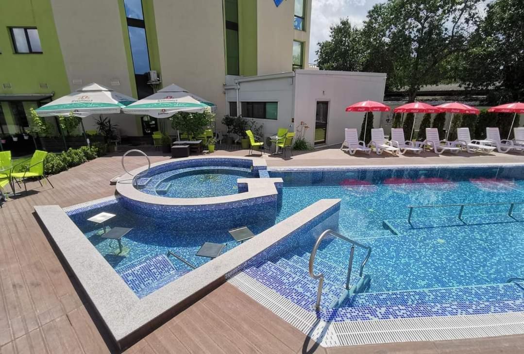 Hotel-Clinic Dr. Gechevi Pavel Banja Exteriér fotografie