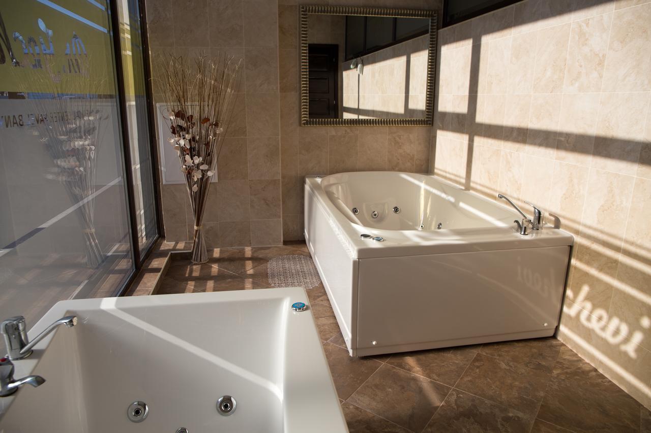 Hotel-Clinic Dr. Gechevi Pavel Banja Exteriér fotografie
