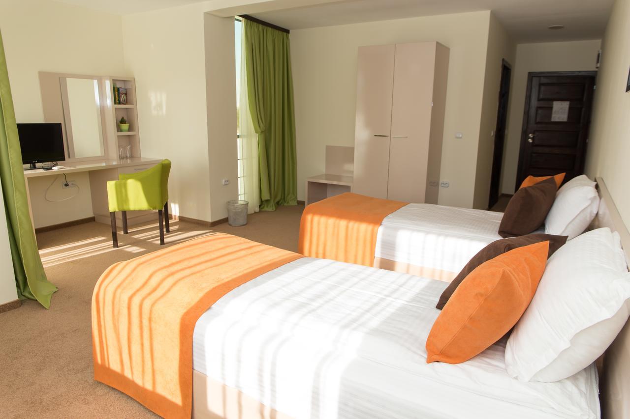Hotel-Clinic Dr. Gechevi Pavel Banja Exteriér fotografie