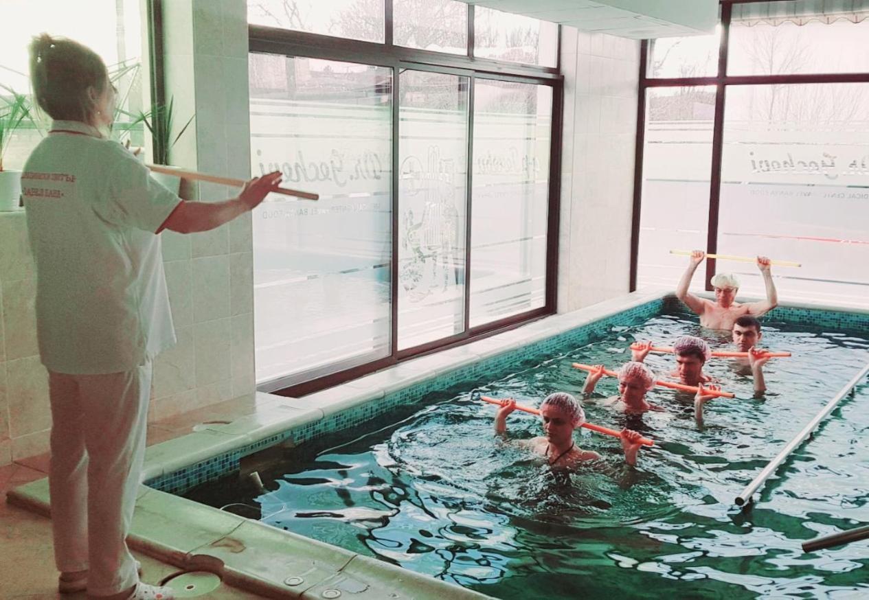 Hotel-Clinic Dr. Gechevi Pavel Banja Exteriér fotografie