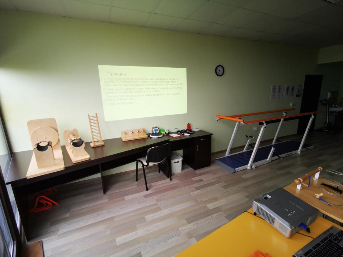 Hotel-Clinic Dr. Gechevi Pavel Banja Exteriér fotografie